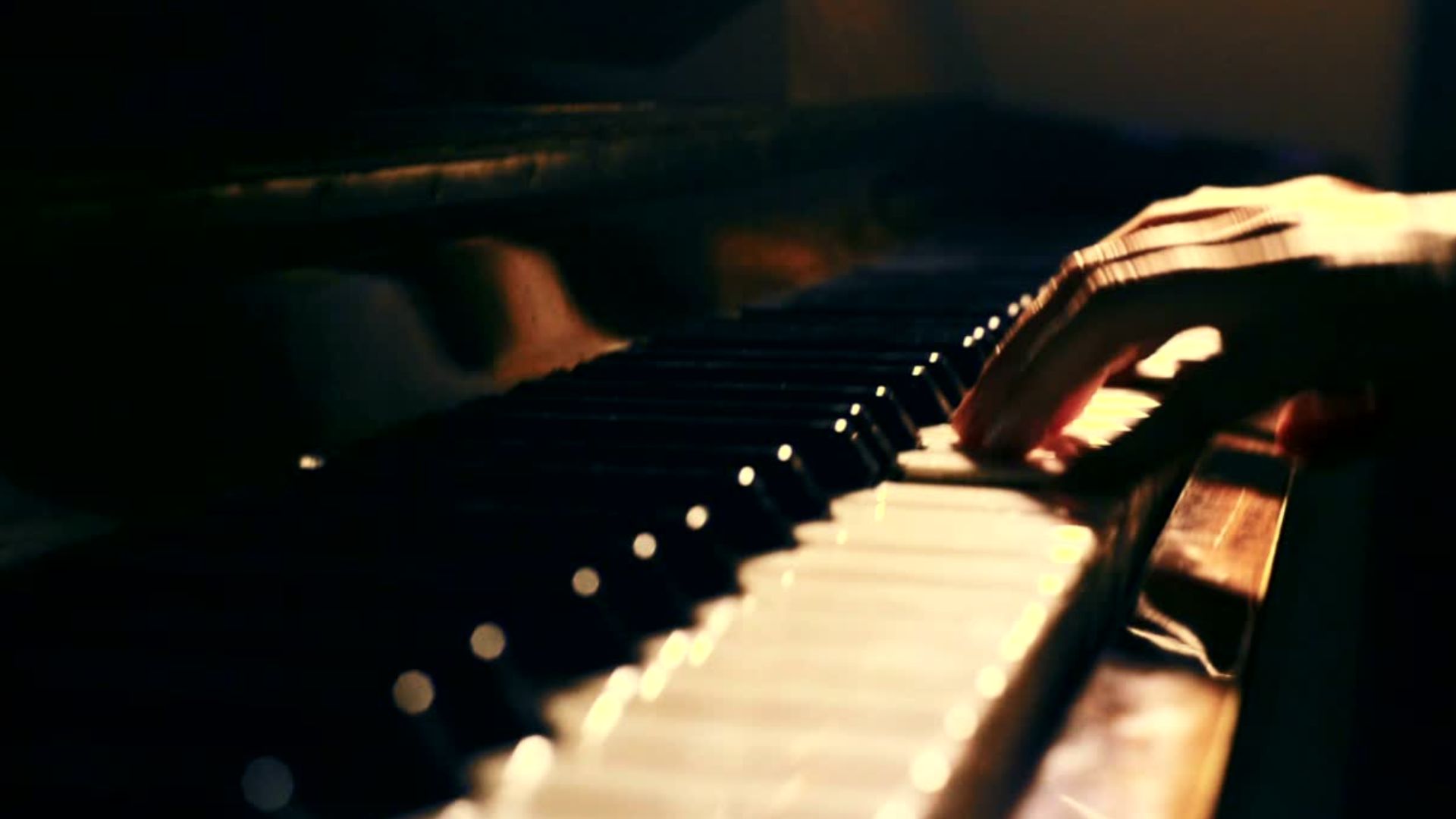 Cello bow slow motion